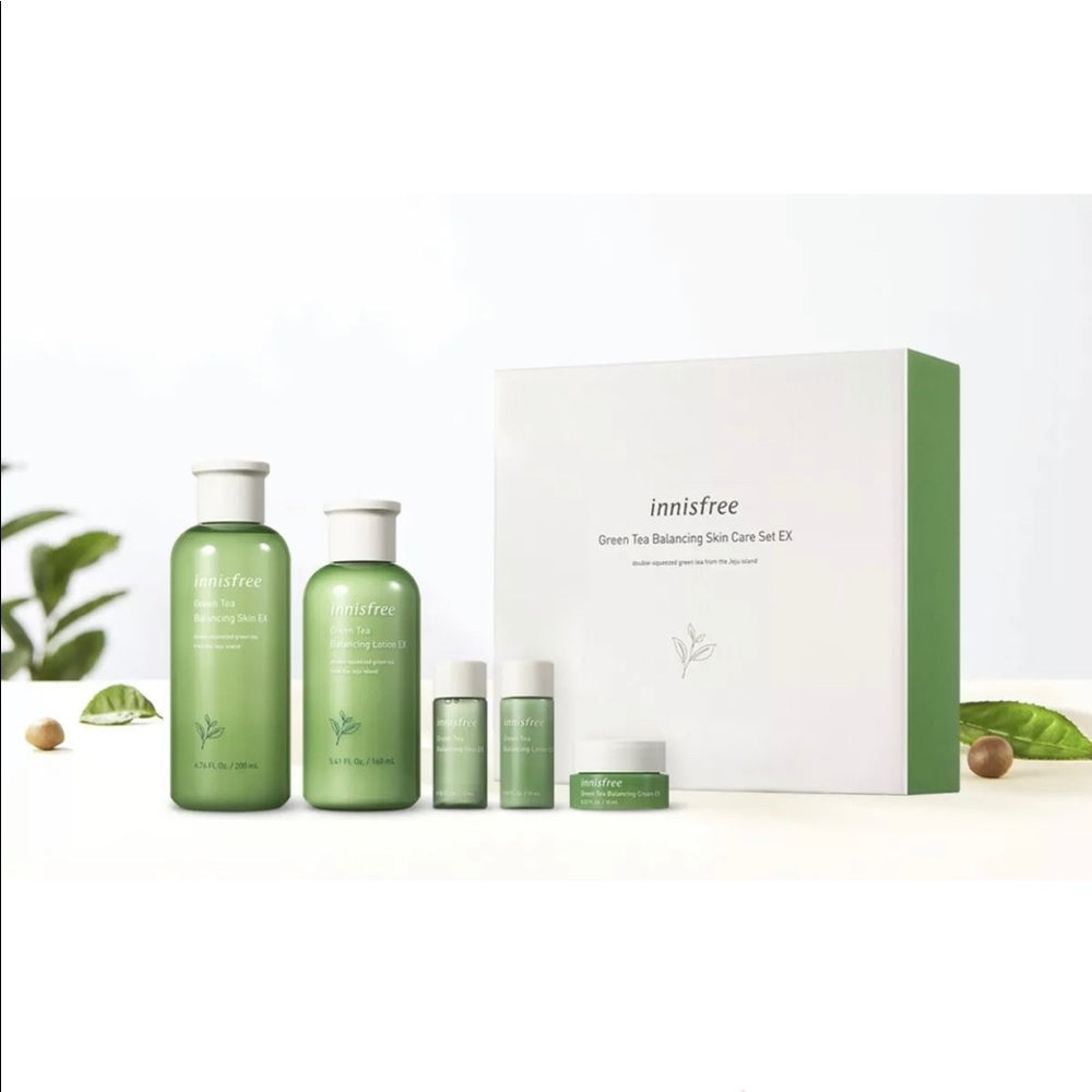 Innisfree Green Tea Balancing Skin Care Set